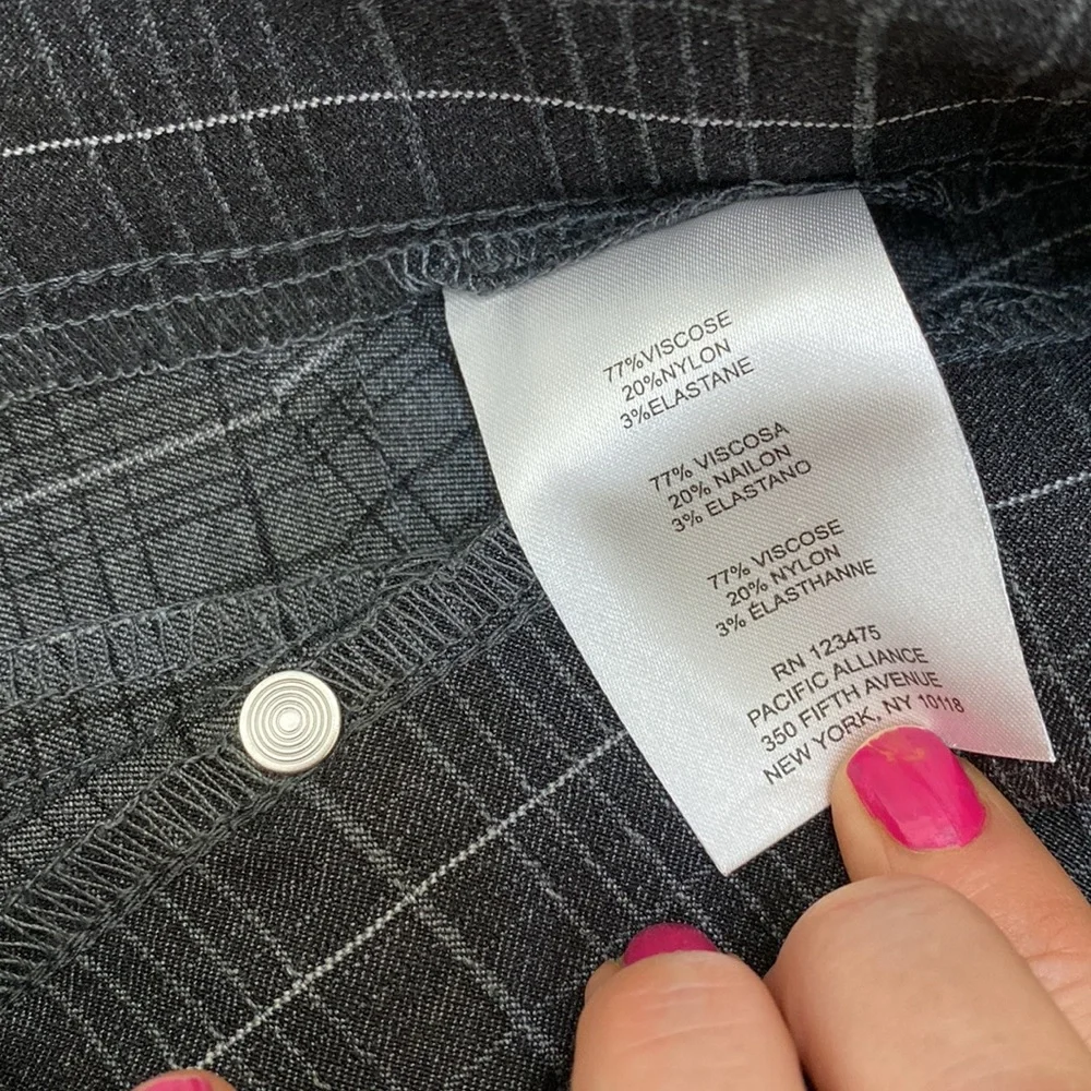 Jones NY stylish plaid Office slacks - Picture 7 of 7